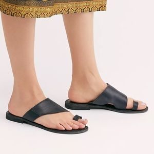 Free People Saint Antoni toe ring slide sandal black leather 37 7